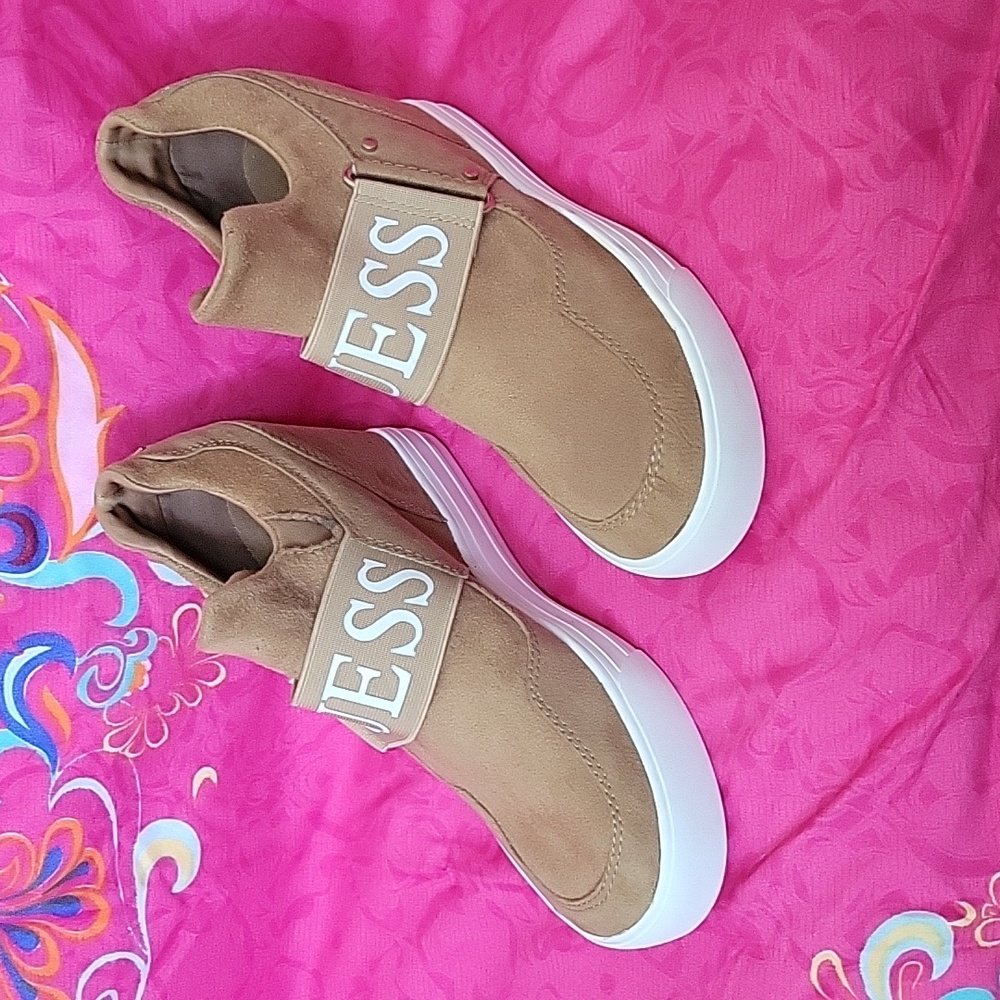 Guess suede wedge sneekers